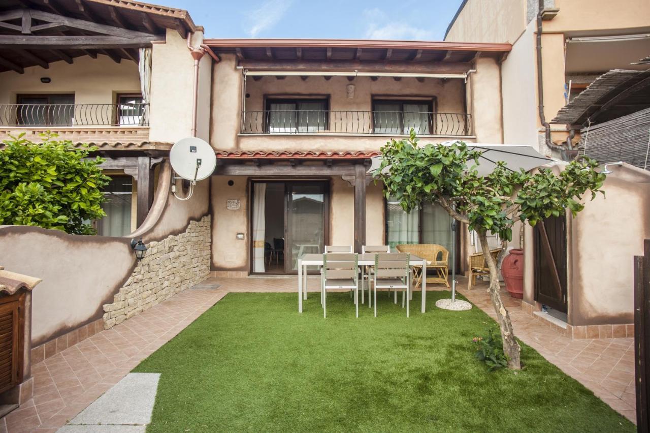 Sobia Manna Villa Chia Bagian luar foto